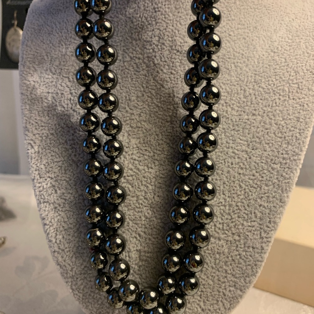 Hematite necklace with bracelet